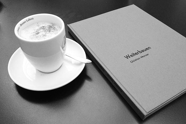 Buch, Masterarbeit, Weiterbauen von Kleinhaus-Siedlungen in Wien, Kaffee, Christian Manser